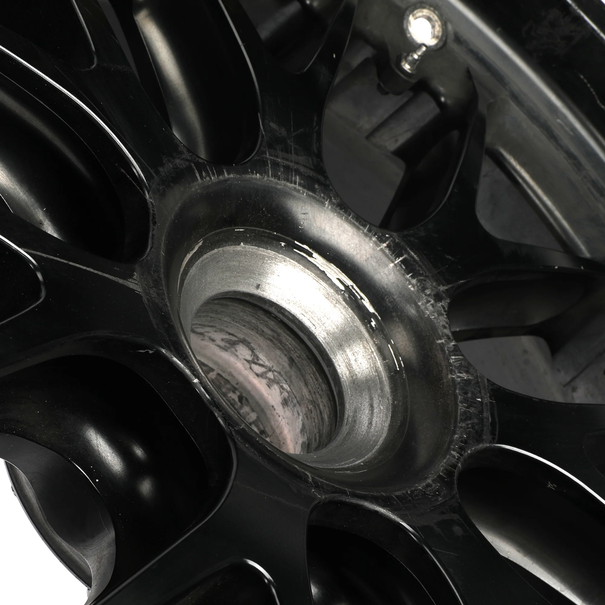 The Silverstone Auction LOT 036 - Alex Albon Williams F1 Team 2025 Front Wheel Rim Table - Miami GP - Image 8