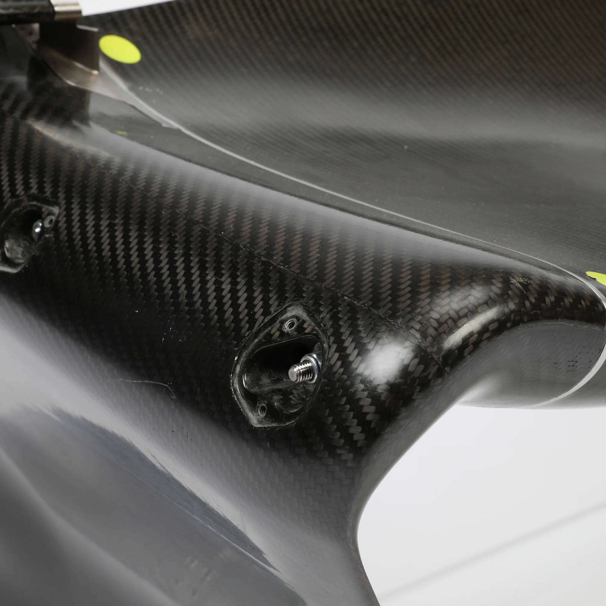 Aston Martin Aramco F1 ® Team 2022 AMR22 Rear Wing Coffee Table - Image 6