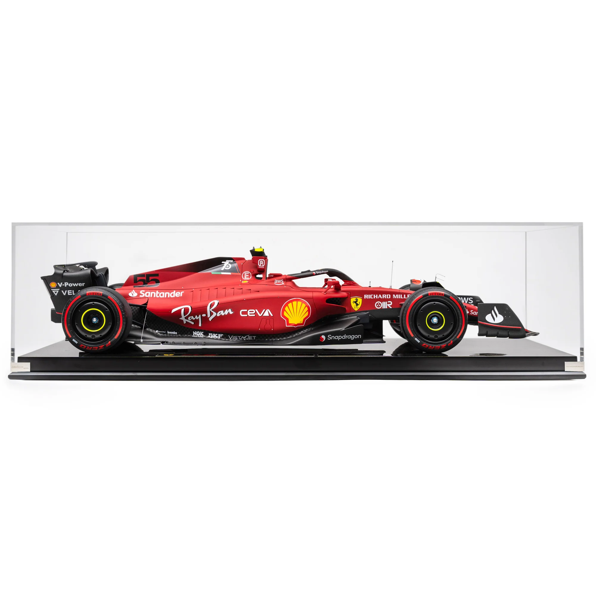 Carlos Sainz 2022 Scuderia Ferrari F1-75 1:8 Scale Model – Bahrain GP - Image 5