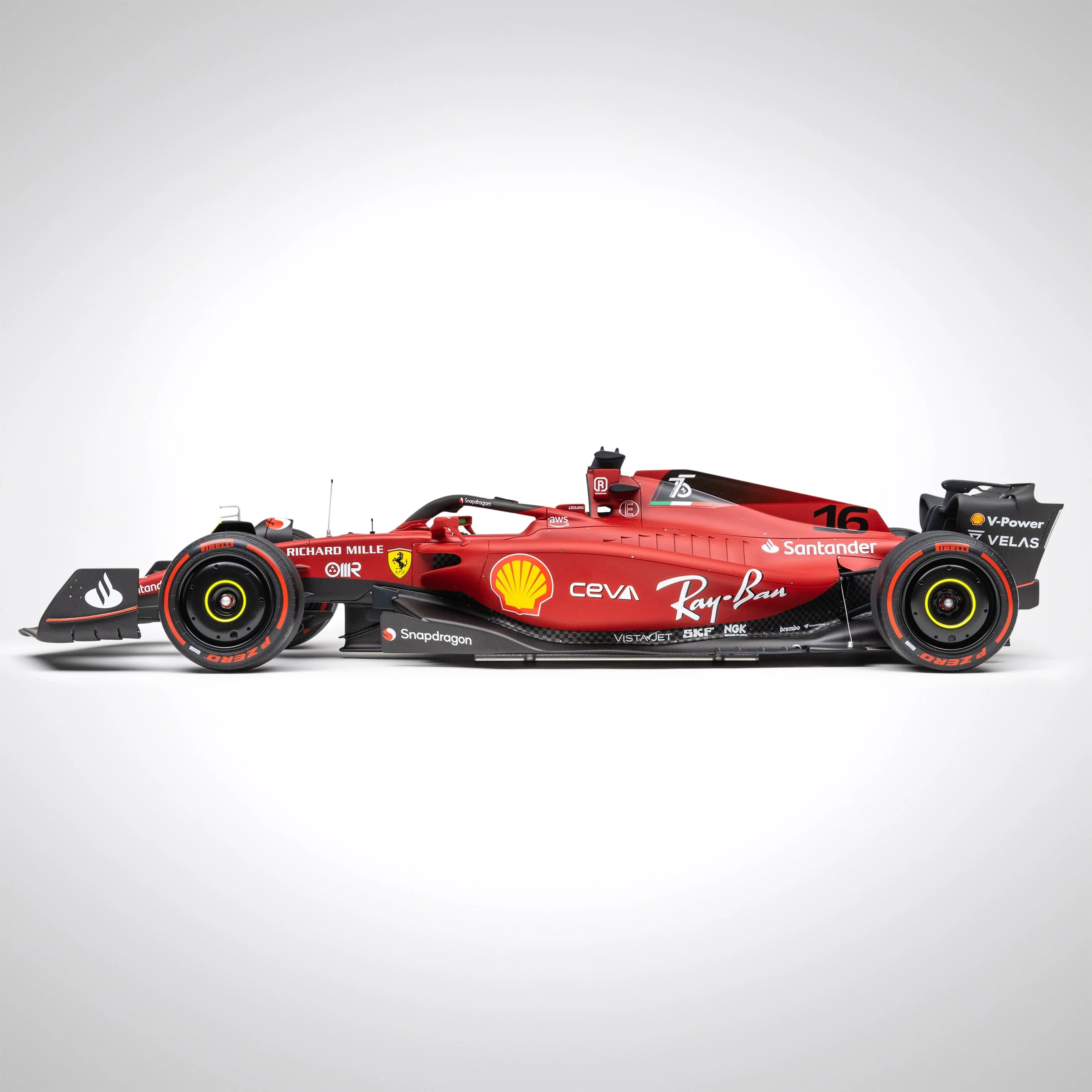 Charles Leclerc 2022 Scuderia Ferrari F1-75 1:8 Scale Model – Bahrain GP - Image 3