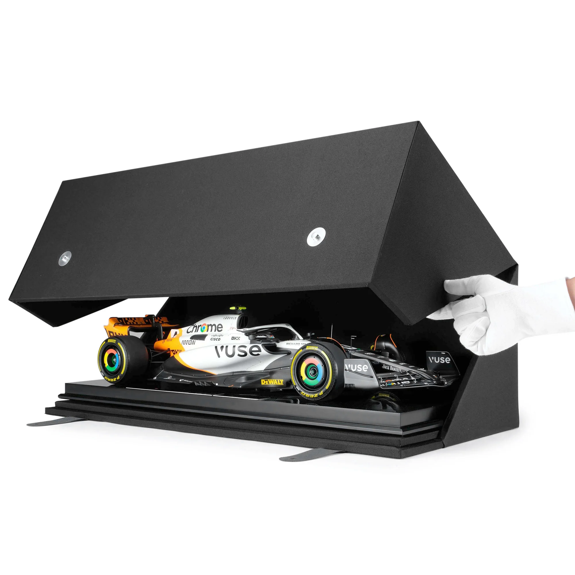 Limited Edition Lando Norris 2023 McLaren MCL60 1:8 Scale Model – Monaco GP - Image 4