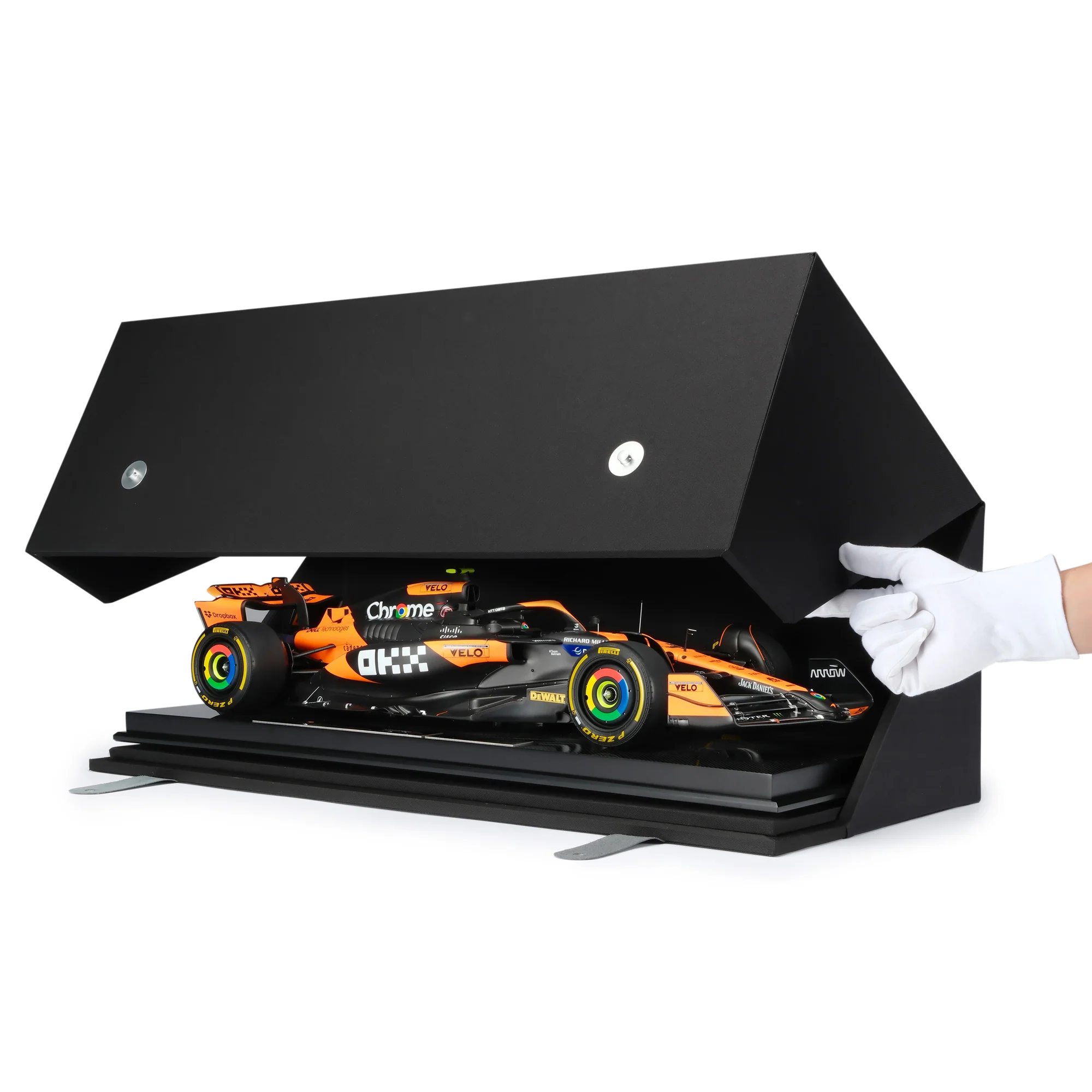 Limited Edition Lando Norris 2024 McLaren MCL38 1:8 Scale Model – Miami GP - Image 9