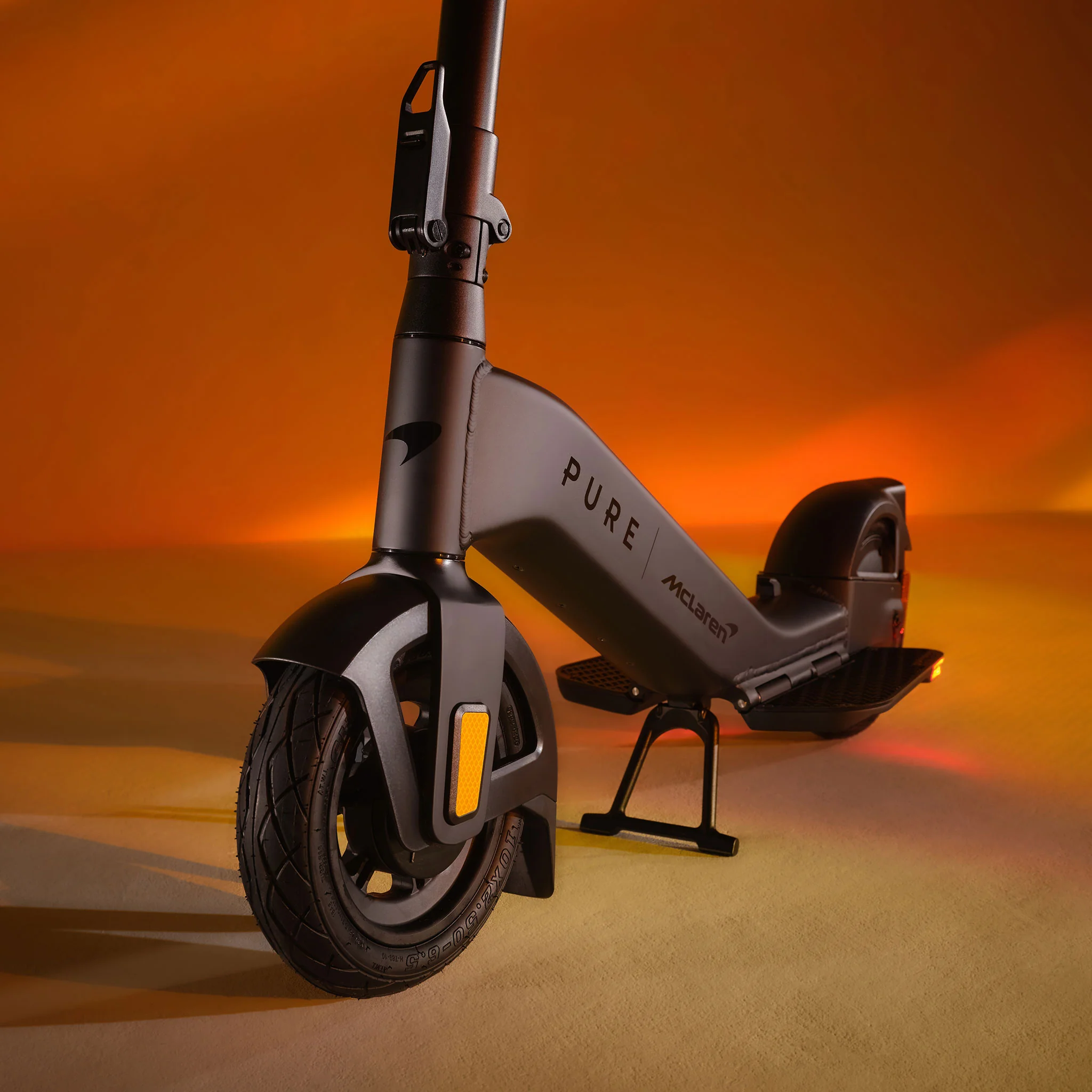 Pure x McLaren E-Scooter – Black Edition - Image 9