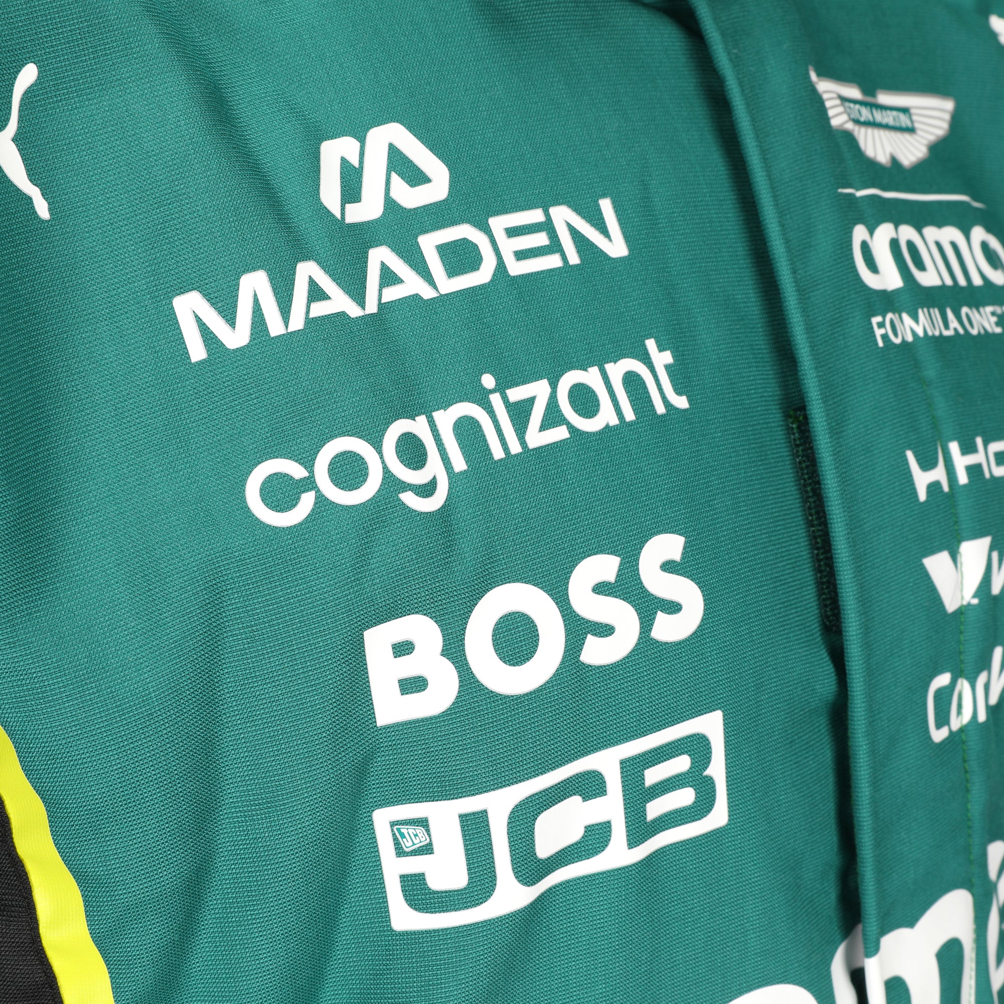The Silverstone Auction LOT 013 - Fernando Alonso 2026 Aston Martin Aramco F1 Team Un-Signed Suit - Green - Image 8