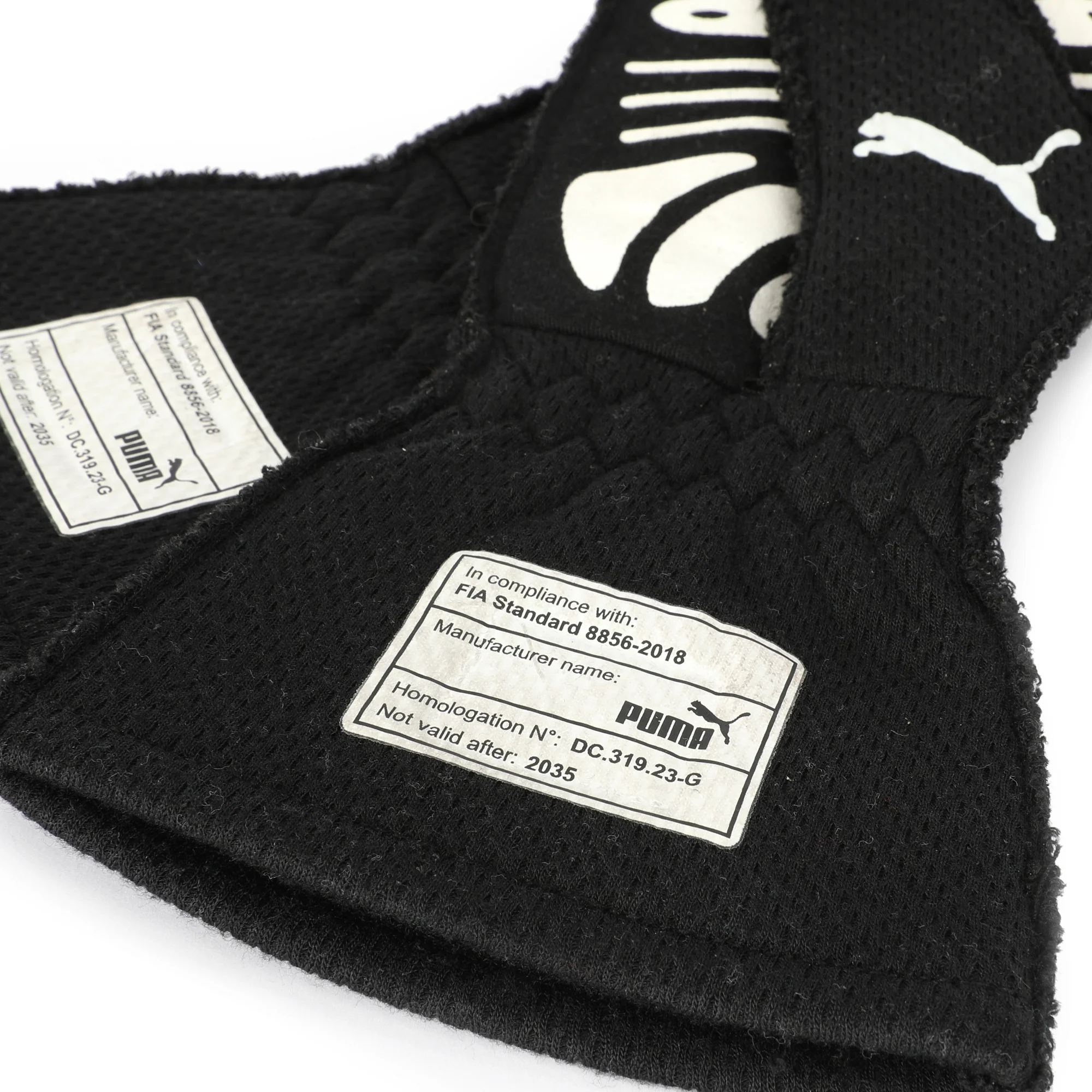 The Silverstone Auction LOT 027 - Tina Hausmann 2025 Race Gloves – New - Image 3