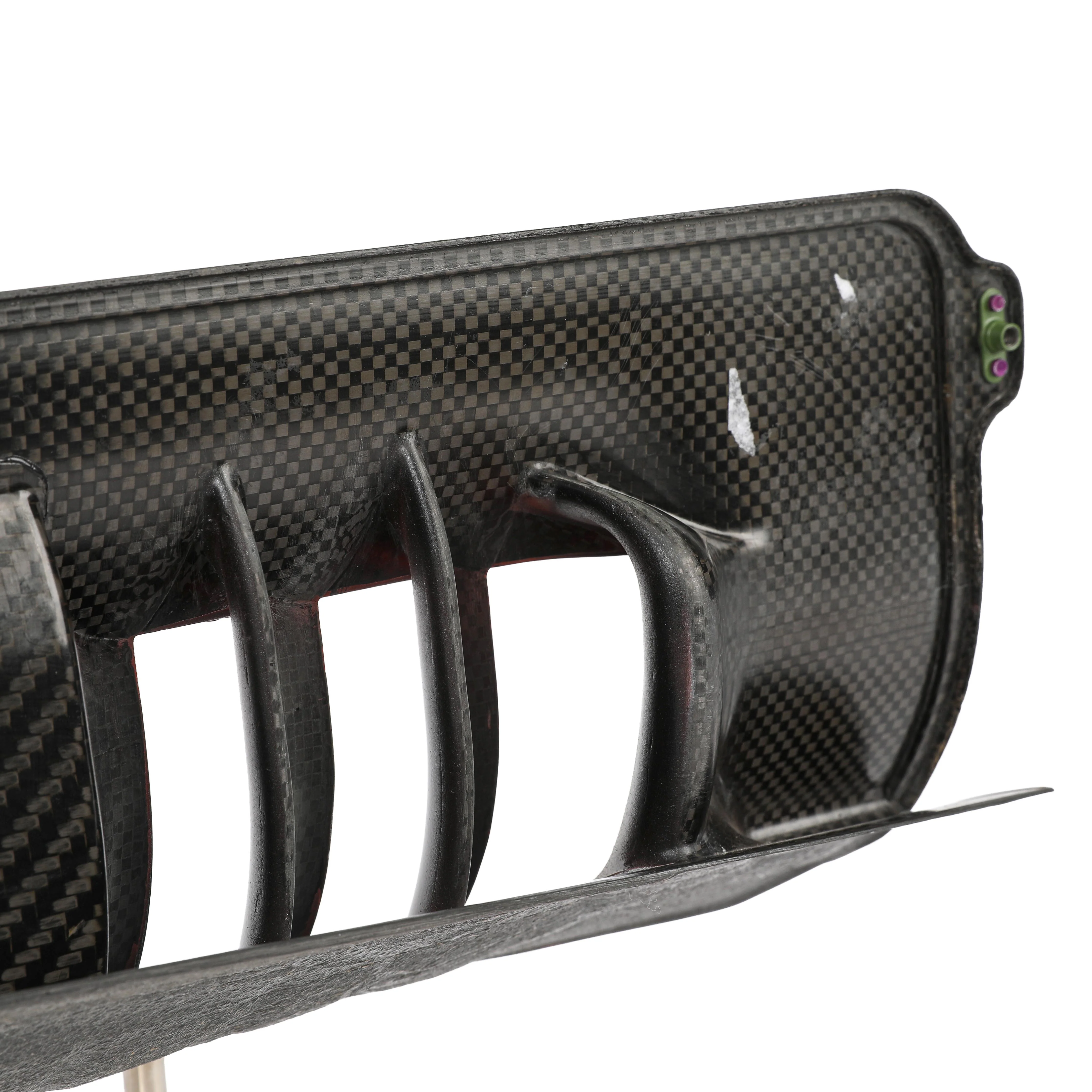 The Silverstone Auction LOT 031 - McLaren 2015 MP4-30 Mounted LH Shoulder Louvre on Display Stand - Image 7